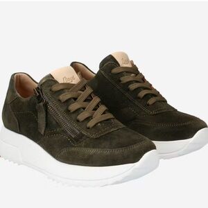 LLOYD Olive Green Real Leather Suede Sneakers, Size 6.5